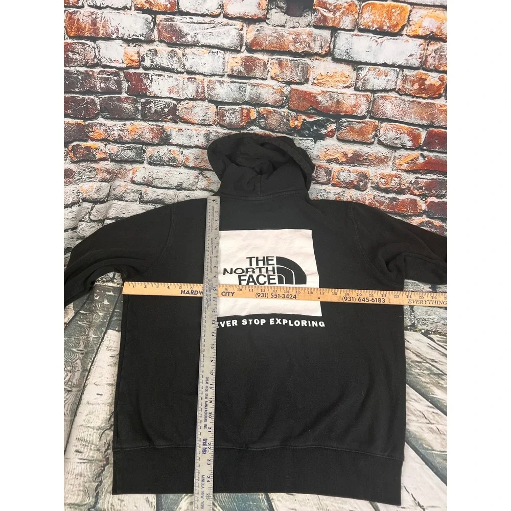 The North Face Mens Black Box Logo Pullover Hoodie Never Stop Exploring M